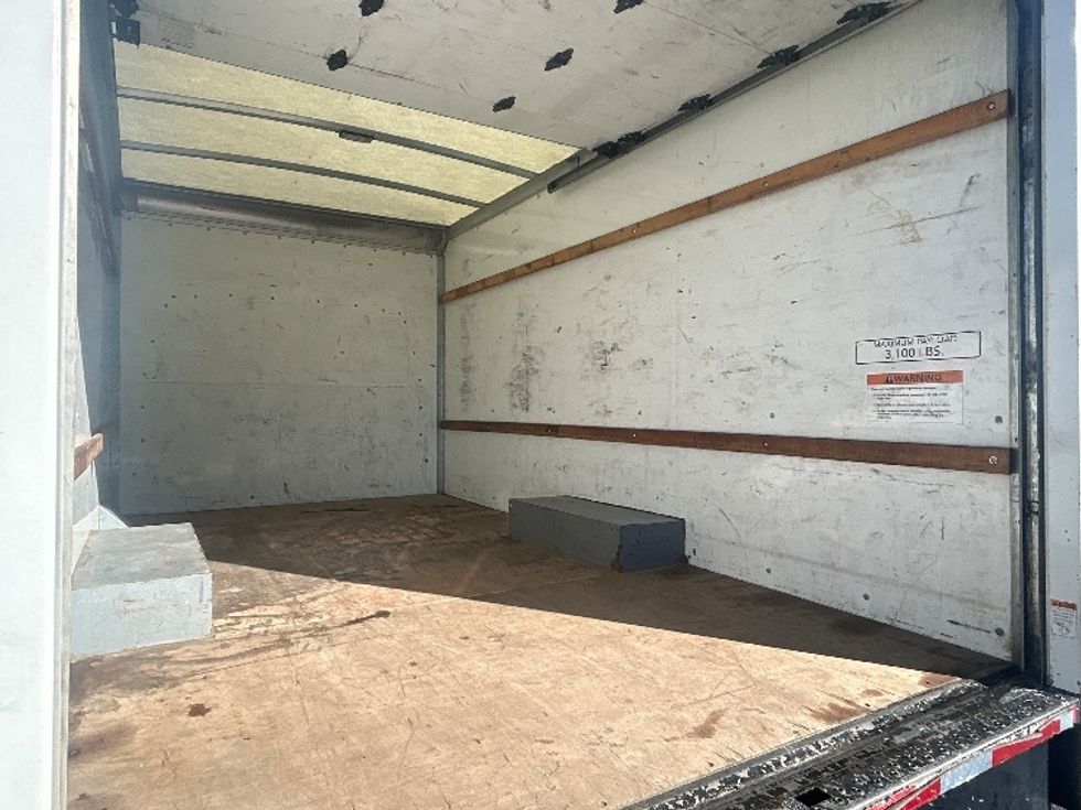 Light Duty Box Truck-Light and Medium Duty Trucks-GMC-2021-Savana G33503-Charlotte-NC-102,706\n\t\tmiles-$ 30,500 - Image 7