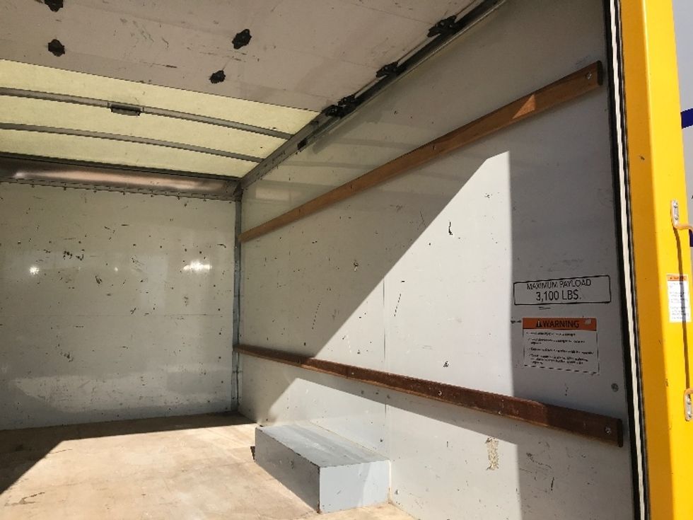 Light Duty Box Truck-Light and Medium Duty Trucks-GMC-2021-Savana G33503-Charlotte-NC-108,488\n\t\tmiles-$ 27,000 - Image 11