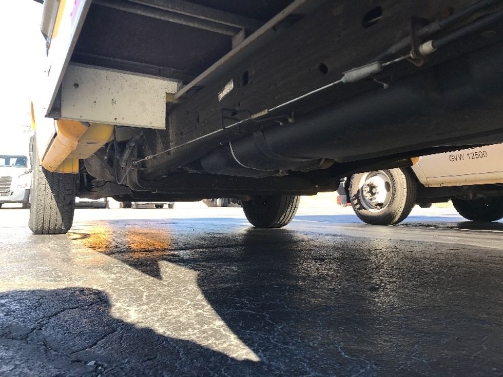 Light Duty Box Truck-Light and Medium Duty Trucks-GMC-2021-Savana G33503-Charlotte-NC-108,488\n\t\tmiles-$ 27,000 - Image 5