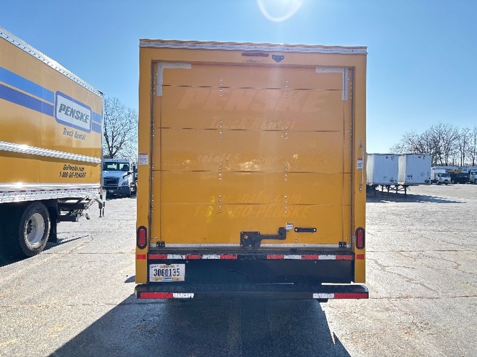 Light Duty Box Truck-Light and Medium Duty Trucks-GMC-2021-Savana G33503-Charlotte-NC-108,488\n\t\tmiles-$ 27,000 - Image 7