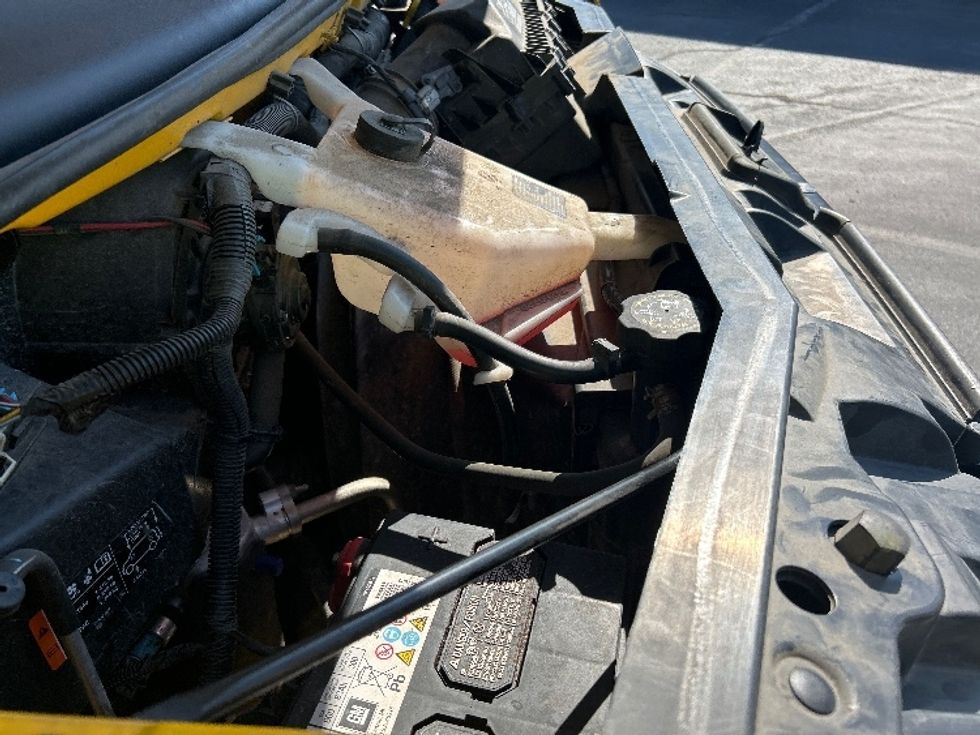 Light Duty Box Truck-Light and Medium Duty Trucks-GMC-2021-Savana G33503-Charlotte-NC-94,481\n\t\tmiles-$ 27,000 - Image 22
