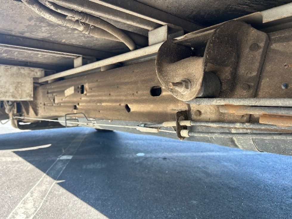 Light Duty Box Truck-Light and Medium Duty Trucks-GMC-2021-Savana G33503-Charlotte-NC-94,481\n\t\tmiles-$ 27,000 - Image 5