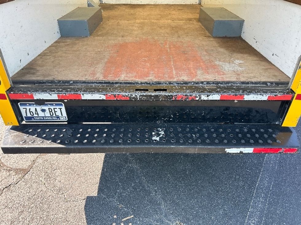 Light Duty Box Truck-Light and Medium Duty Trucks-GMC-2021-Savana G33503-Charlotte-NC-94,481\n\t\tmiles-$ 27,000 - Image 9