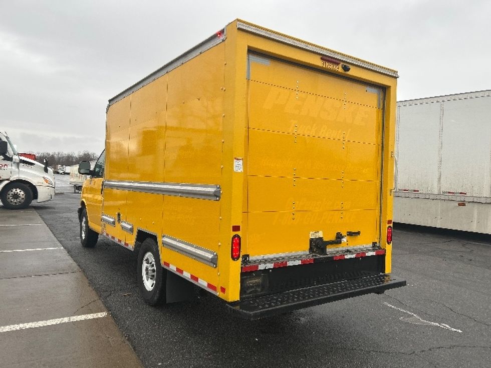 Light Duty Box Truck-Light and Medium Duty Trucks-GMC-2021-Savana G33503-Chicopee-MA-106,194\n\t\tmiles-$ 24,250 - Image 6