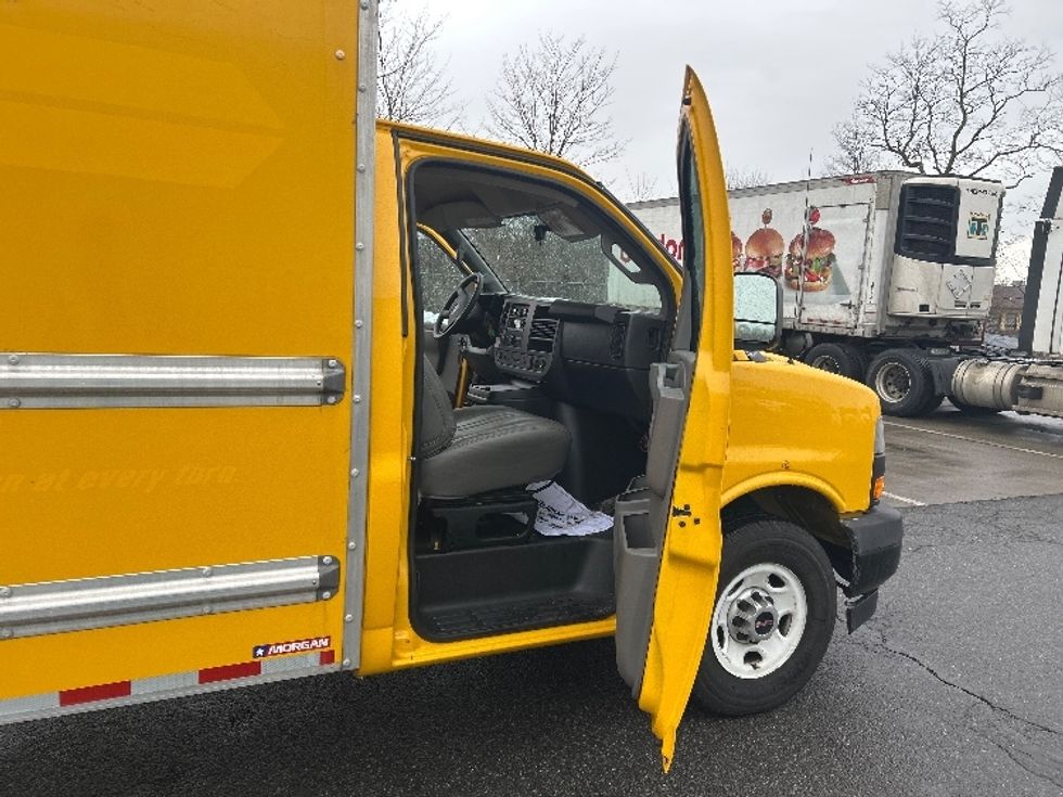 Light Duty Box Truck-Light and Medium Duty Trucks-GMC-2021-Savana G33503-Chicopee-MA-106,194\n\t\tmiles-$ 24,250 - Image 8