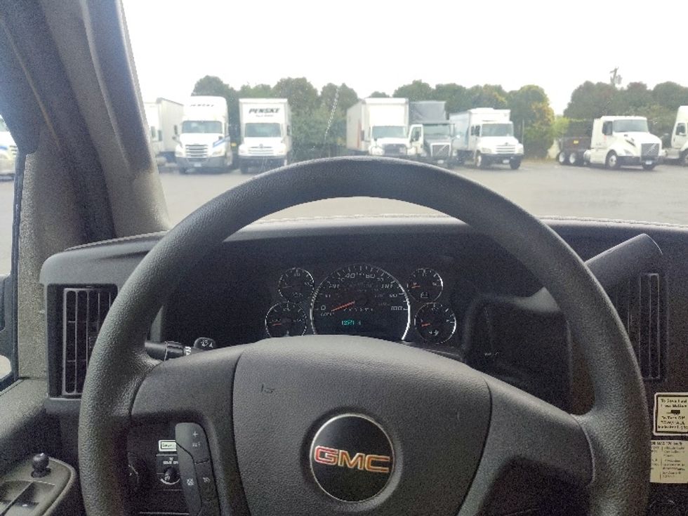 Light Duty Box Truck-Light and Medium Duty Trucks-GMC-2021-Savana G33503-Chicopee-MA-112,571\n\t\tmiles-$ 23,000 - Image 14