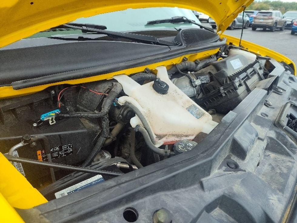 Light Duty Box Truck-Light and Medium Duty Trucks-GMC-2021-Savana G33503-Chicopee-MA-112,571\n\t\tmiles-$ 23,000 - Image 20