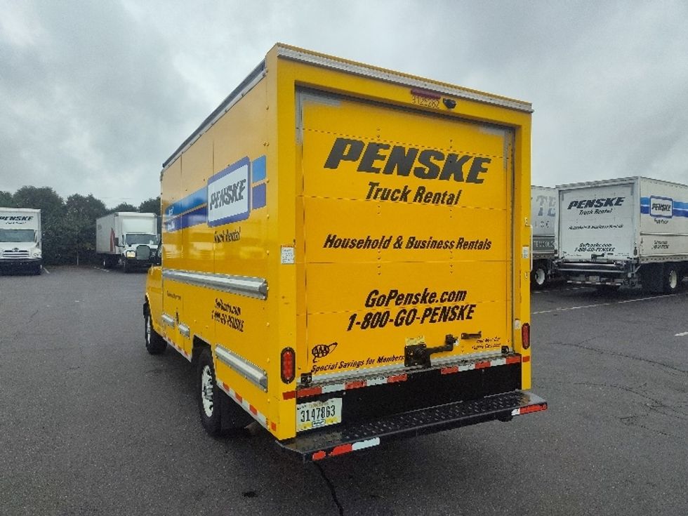 Light Duty Box Truck-Light and Medium Duty Trucks-GMC-2021-Savana G33503-Chicopee-MA-112,571\n\t\tmiles-$ 23,000 - Image 5