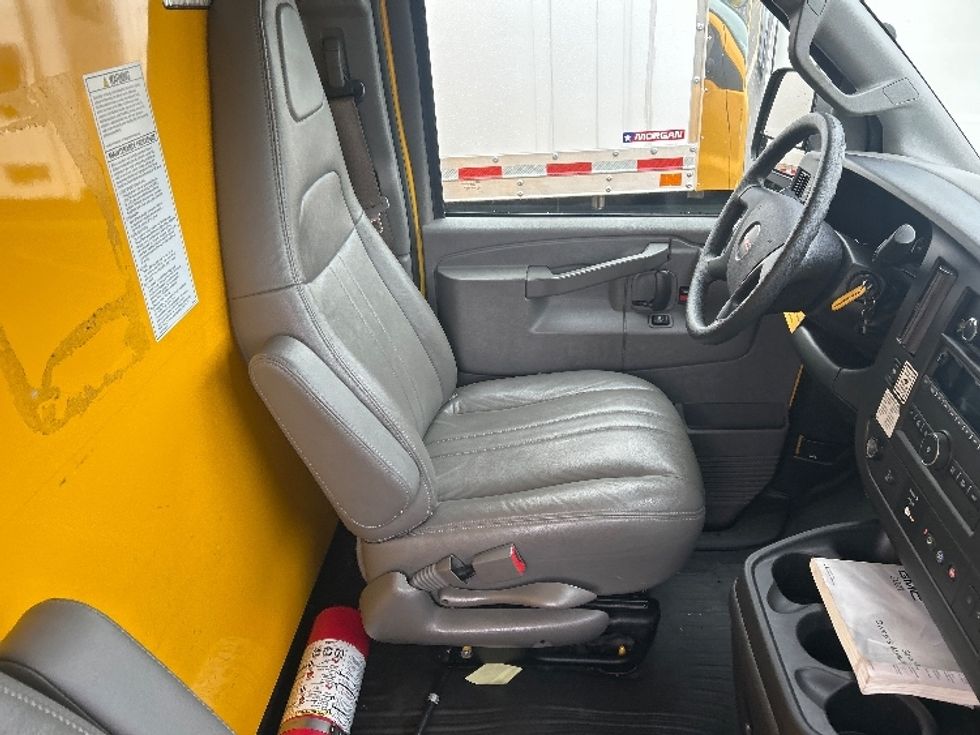 Light Duty Box Truck-Light and Medium Duty Trucks-GMC-2021-Savana G33503-City Of Industry-CA-120,399\n\t\tmiles-$ 24,500 - Image 22