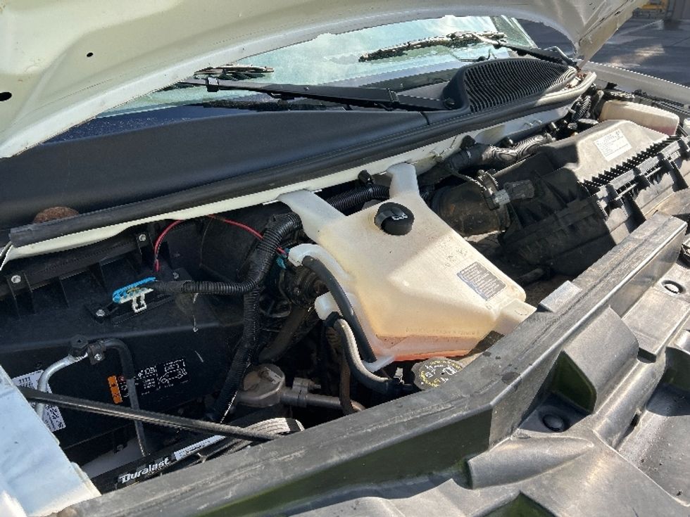 Light Duty Box Truck-Light and Medium Duty Trucks-GMC-2021-Savana G33503-Clackamas-OR-102,825\n\t\tmiles-$ 29,750 - Image 22