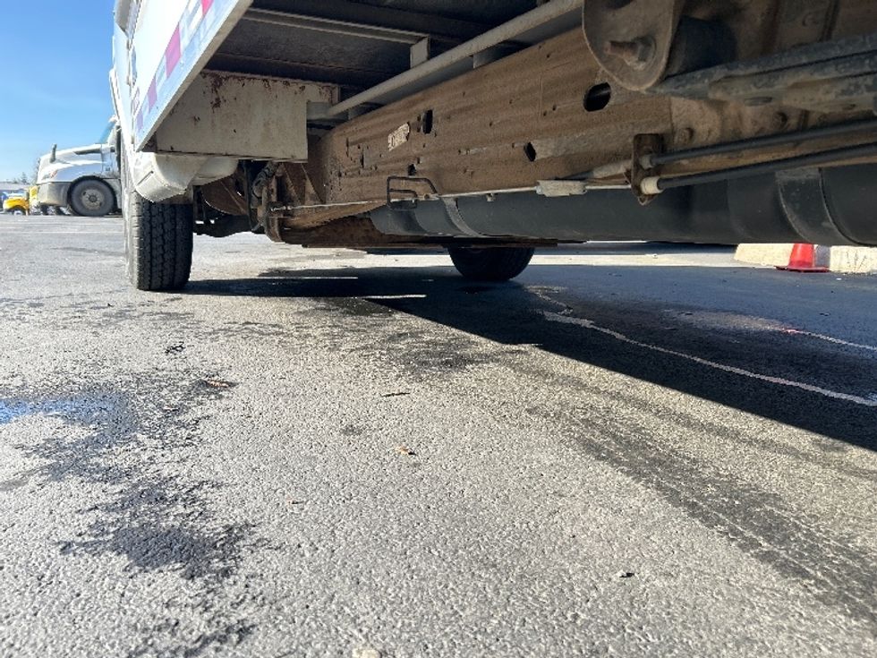 Light Duty Box Truck-Light and Medium Duty Trucks-GMC-2021-Savana G33503-Clackamas-OR-102,825\n\t\tmiles-$ 29,750 - Image 5