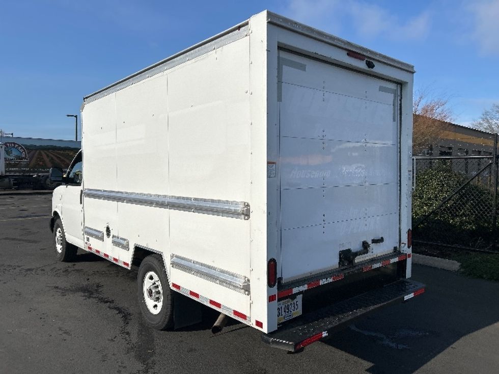 Light Duty Box Truck-Light and Medium Duty Trucks-GMC-2021-Savana G33503-Clackamas-OR-102,825\n\t\tmiles-$ 29,750 - Image 6