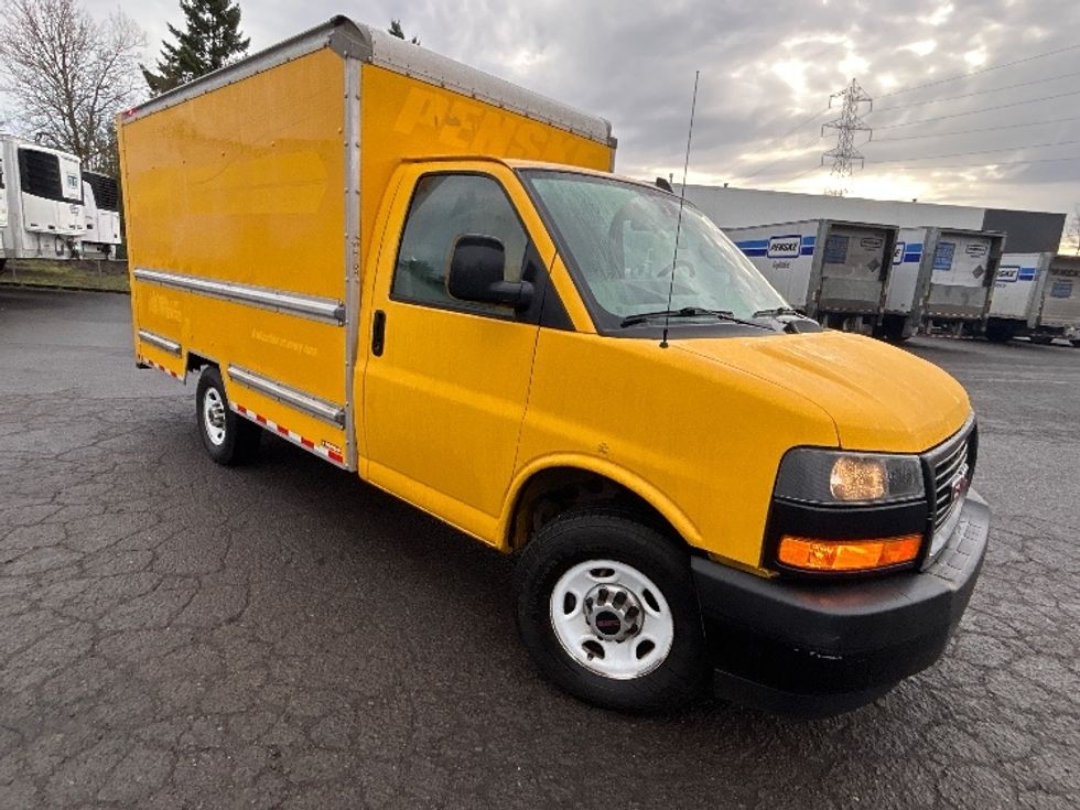 Light Duty Box Truck-Light and Medium Duty Trucks-GMC-2021-Savana G33503-Clackamas-OR-120,617\n\t\tmiles-$ 25,250 - Image 1