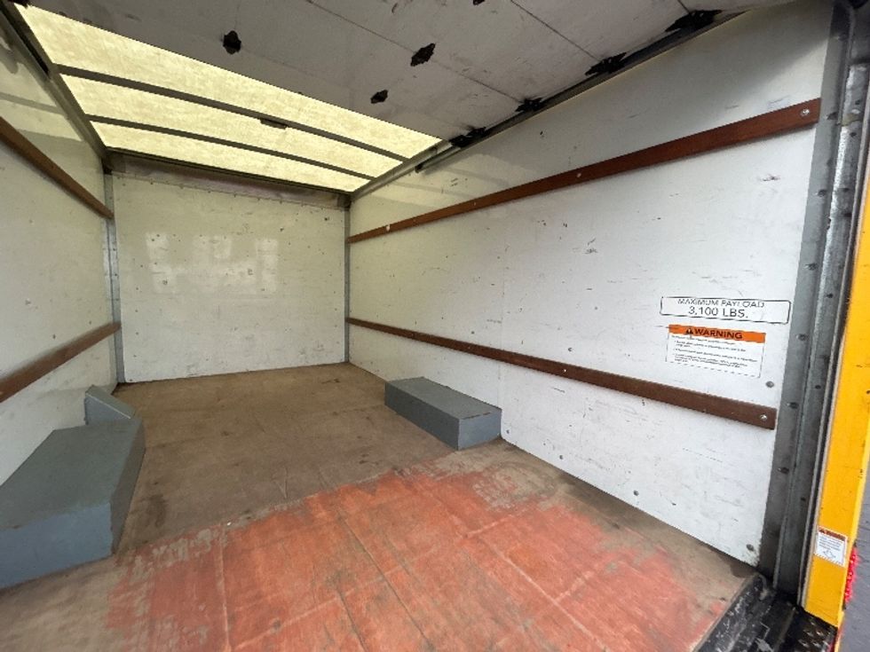 Light Duty Box Truck-Light and Medium Duty Trucks-GMC-2021-Savana G33503-Clackamas-OR-120,617\n\t\tmiles-$ 25,250 - Image 11