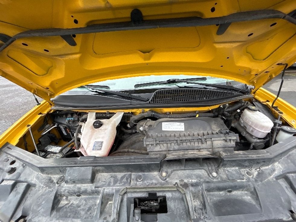 Light Duty Box Truck-Light and Medium Duty Trucks-GMC-2021-Savana G33503-Clackamas-OR-120,617\n\t\tmiles-$ 25,250 - Image 22