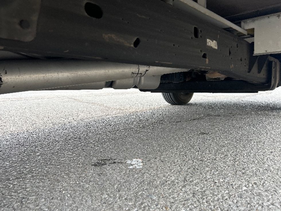 Light Duty Box Truck-Light and Medium Duty Trucks-GMC-2021-Savana G33503-Clarksville-TN-112,857\n\t\tmiles-$ 26,000 - Image 13