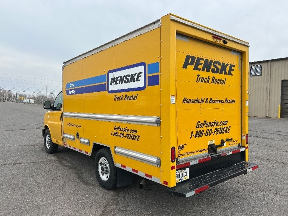 Light Duty Box Truck-Light and Medium Duty Trucks-GMC-2021-Savana G33503-Clarksville-TN-112,857\n\t\tmiles-$ 26,000 - Image 6