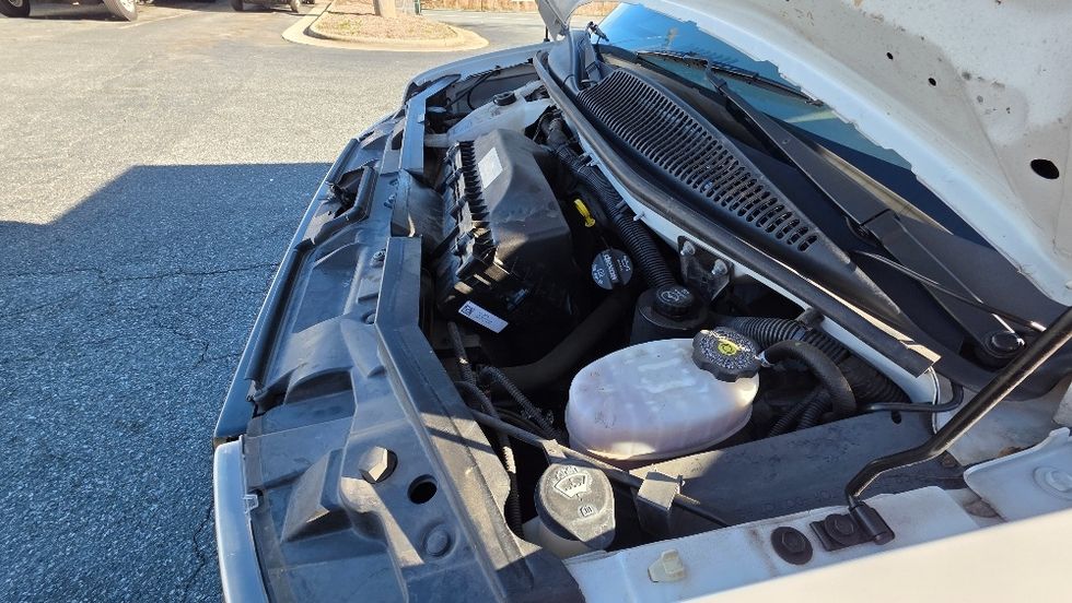 Light Duty Box Truck-Light and Medium Duty Trucks-GMC-2021-Savana G33503-Concord-NC-102,131\n\t\tmiles-$ 30,500 - Image 23