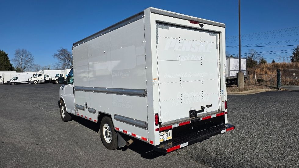 Light Duty Box Truck-Light and Medium Duty Trucks-GMC-2021-Savana G33503-Concord-NC-102,131\n\t\tmiles-$ 30,500 - Image 6