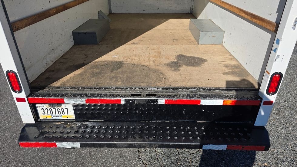 Light Duty Box Truck-Light and Medium Duty Trucks-GMC-2021-Savana G33503-Concord-NC-102,131\n\t\tmiles-$ 30,500 - Image 9