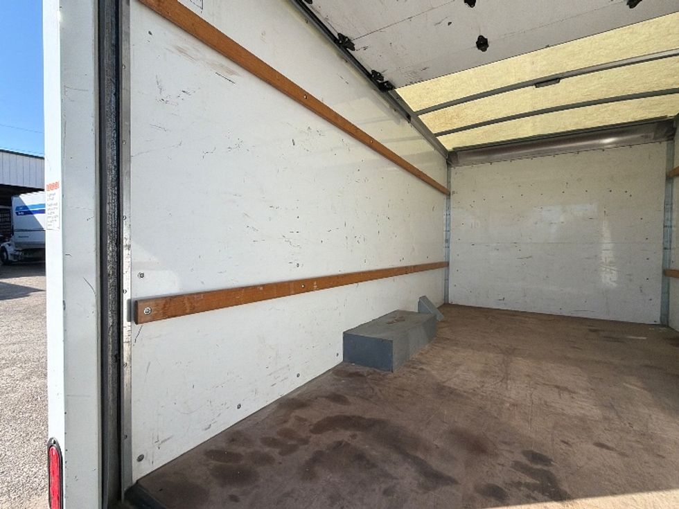 Light Duty Box Truck-Light and Medium Duty Trucks-GMC-2021-Savana G33503-Dallas-TX-100,174\n\t\tmiles-$ 28,750 - Image 10