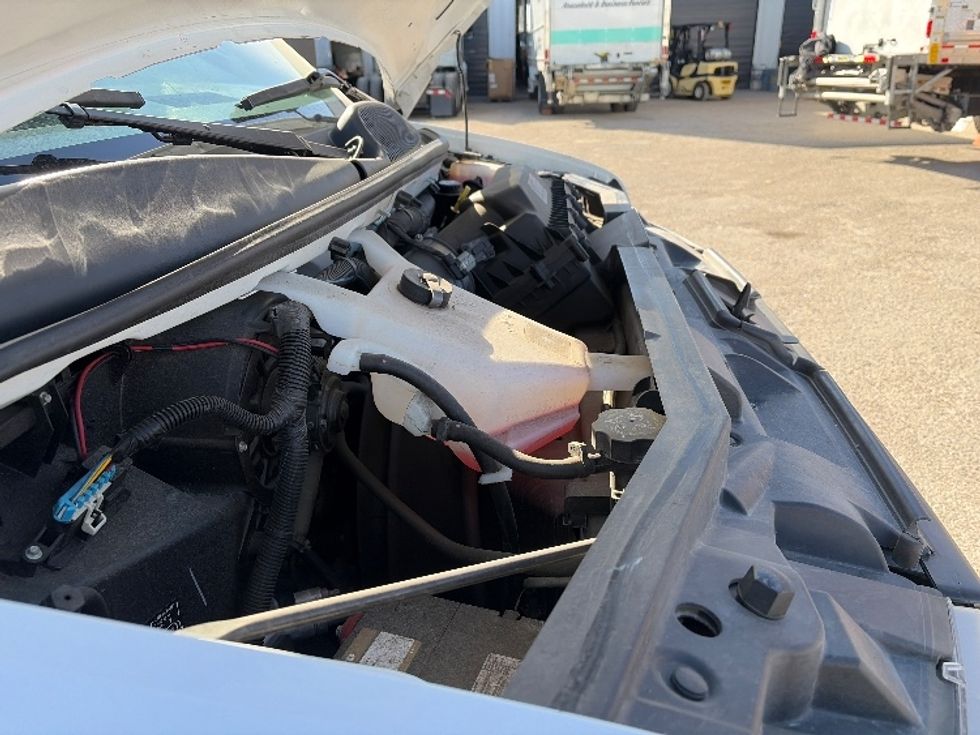 Light Duty Box Truck-Light and Medium Duty Trucks-GMC-2021-Savana G33503-Dallas-TX-100,174\n\t\tmiles-$ 28,750 - Image 22