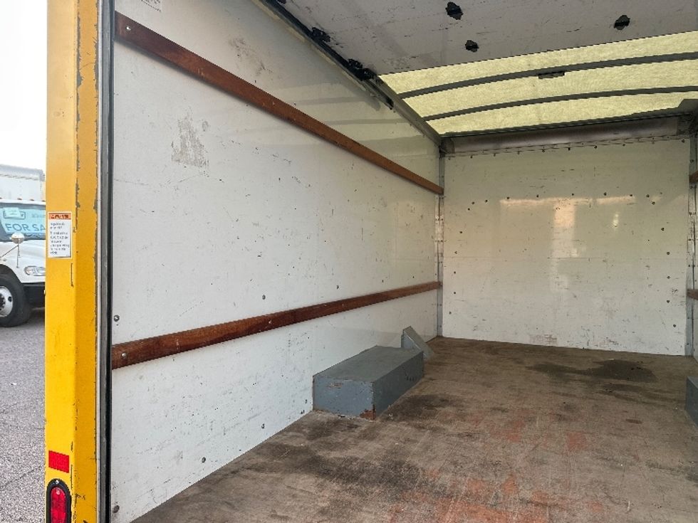 Light Duty Box Truck-Light and Medium Duty Trucks-GMC-2021-Savana G33503-Dallas-TX-107,103\n\t\tmiles-$ 25,500 - Image 10