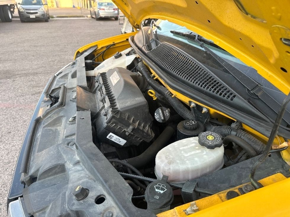 Light Duty Box Truck-Light and Medium Duty Trucks-GMC-2021-Savana G33503-Dallas-TX-107,103\n\t\tmiles-$ 25,500 - Image 23