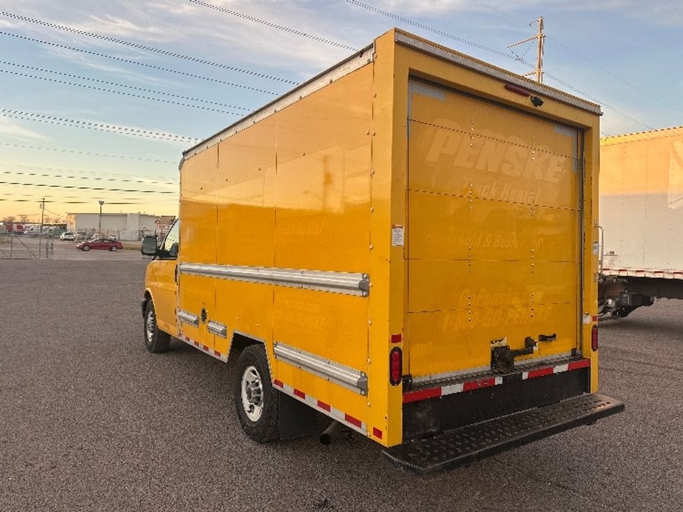 Light Duty Box Truck-Light and Medium Duty Trucks-GMC-2021-Savana G33503-Dallas-TX-107,103\n\t\tmiles-$ 25,500 - Image 6