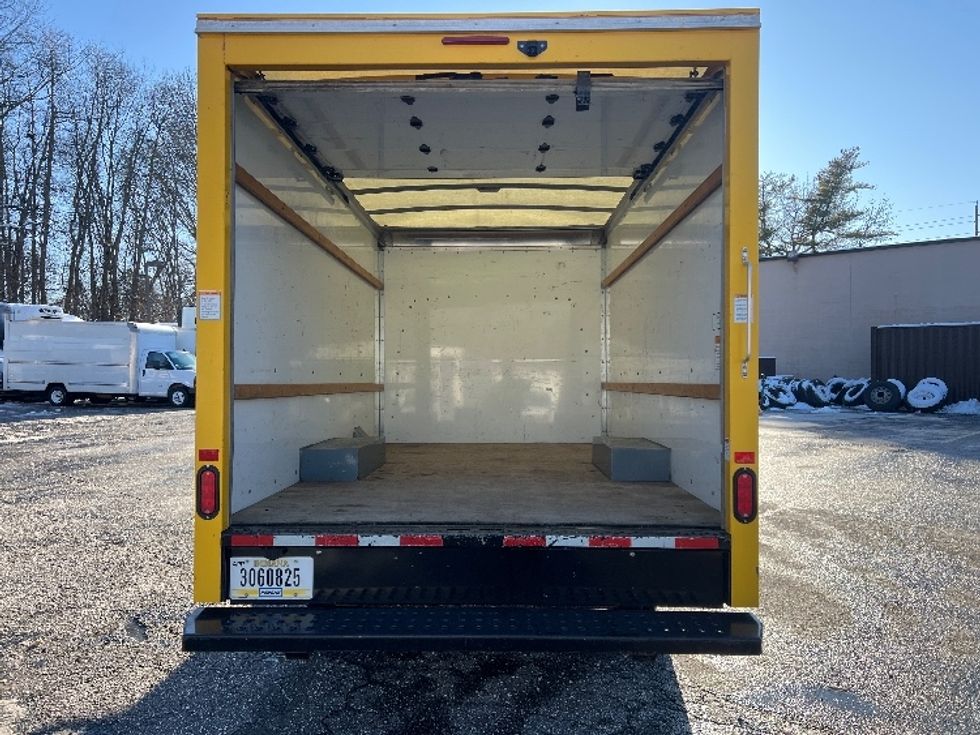 Light Duty Box Truck-Light and Medium Duty Trucks-GMC-2021-Savana G33503-Dayton-NJ-102,909\n\t\tmiles-$ 25,250 - Image 8