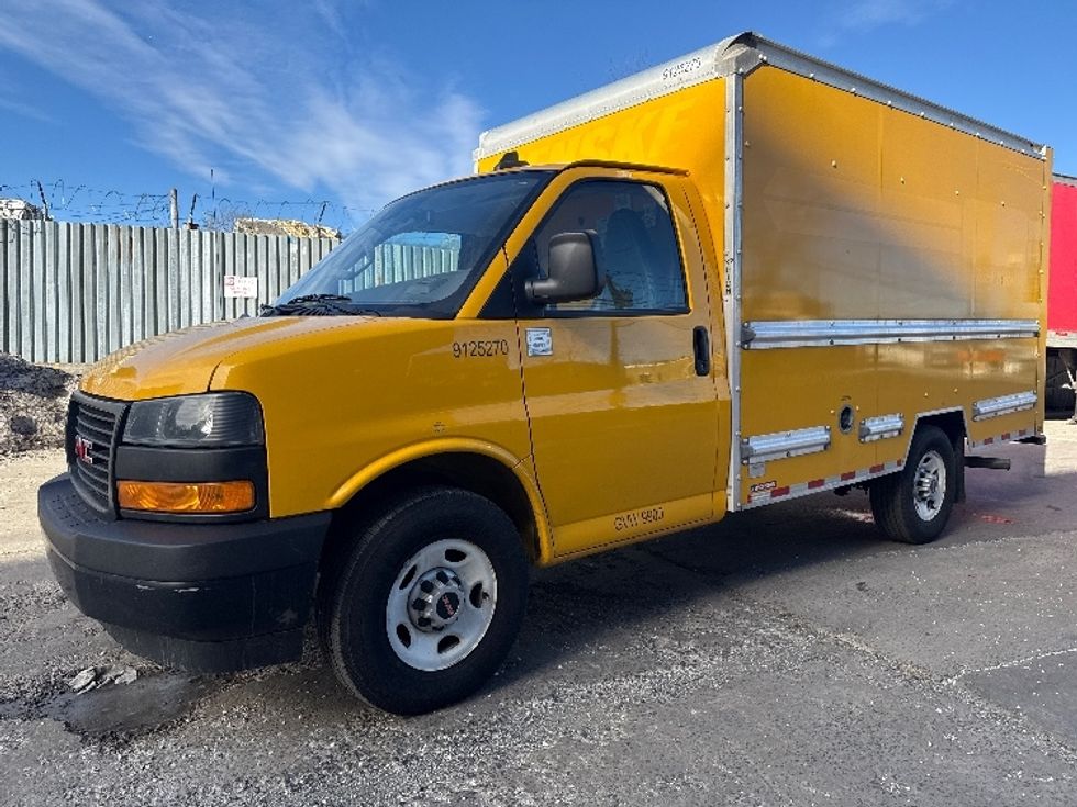 Light Duty Box Truck-Light and Medium Duty Trucks-GMC-2021-Savana G33503-Dayton-NJ-103,820\n\t\tmiles-$ 25,250 - Image 3