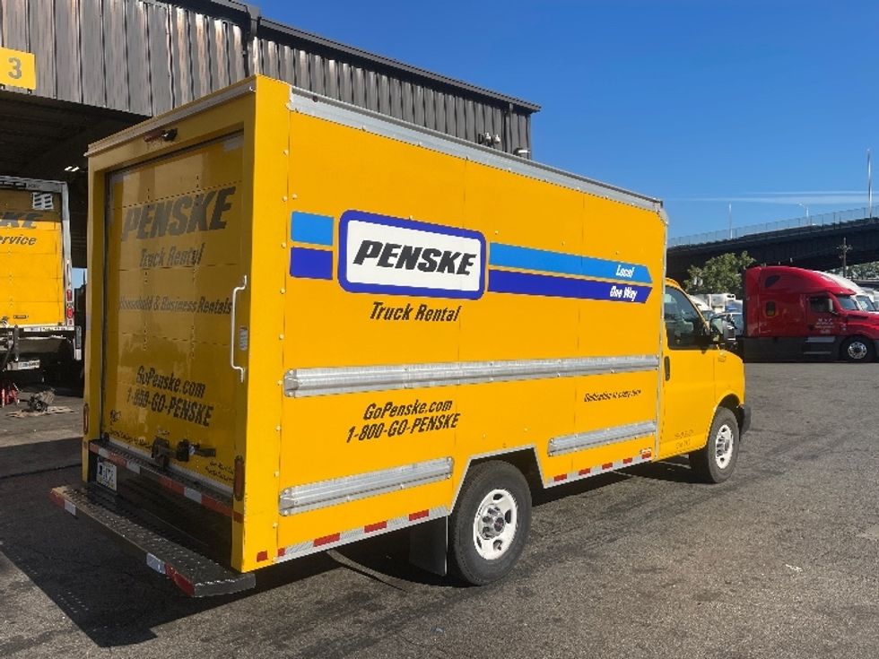 Light Duty Box Truck-Light and Medium Duty Trucks-GMC-2021-Savana G33503-Dayton-NJ-116,066\n\t\tmiles-$ 22,250 - Image 12