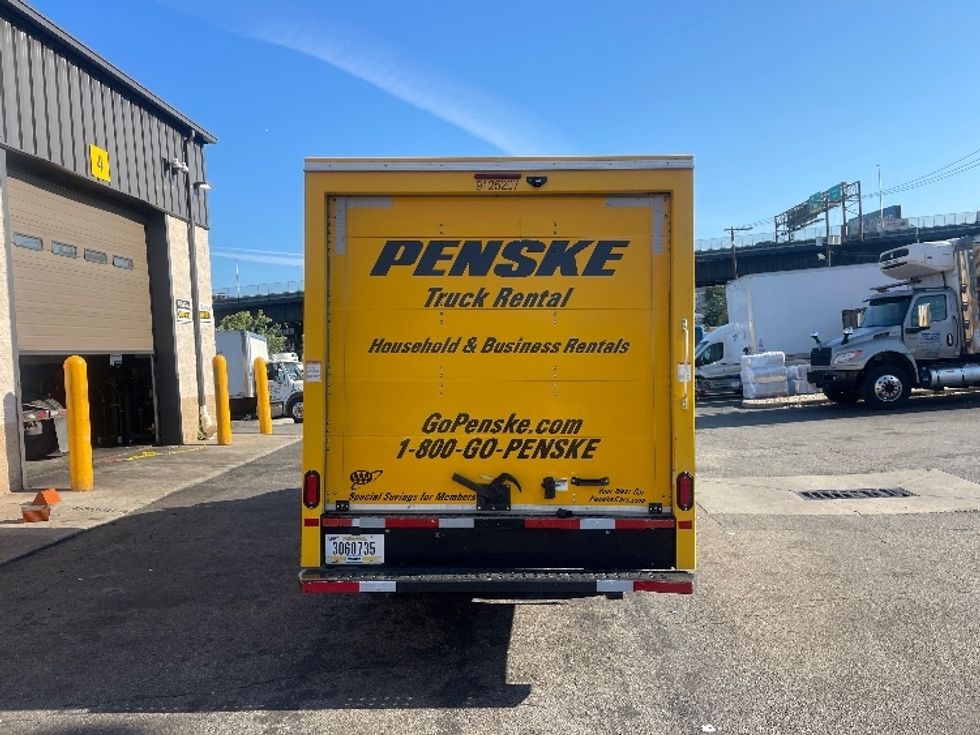 Light Duty Box Truck-Light and Medium Duty Trucks-GMC-2021-Savana G33503-Dayton-NJ-116,066\n\t\tmiles-$ 22,250 - Image 7