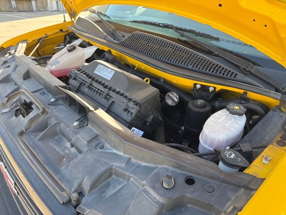 Light Duty Box Truck-Light and Medium Duty Trucks-GMC-2021-Savana G33503-Denton-TX-113,871\n\t\tmiles-$ 24,750 - Image 24