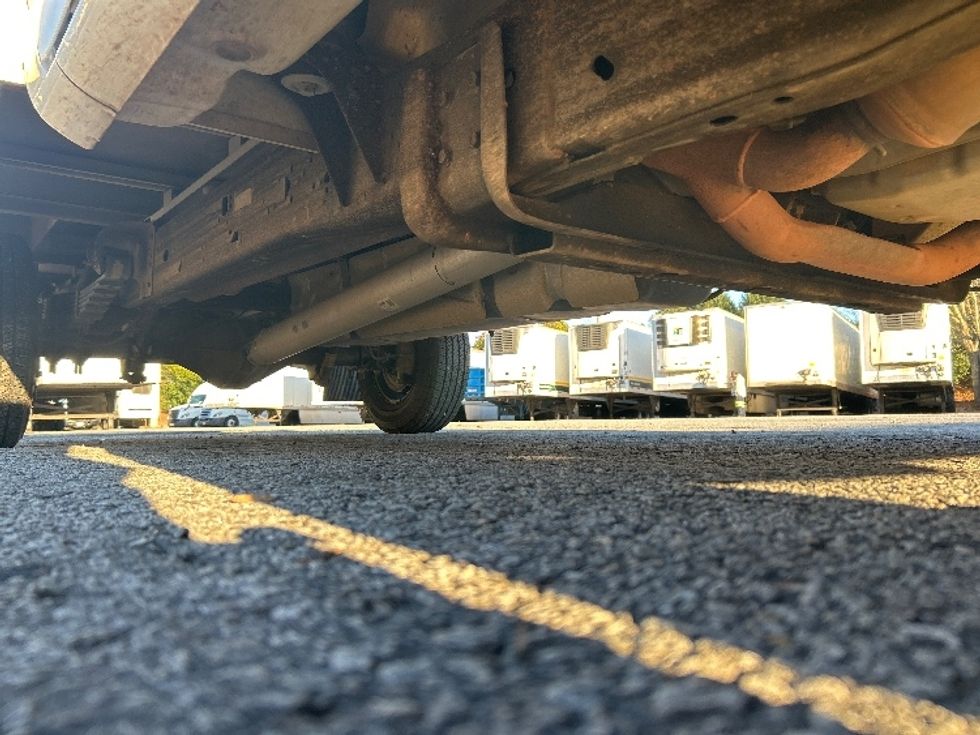 Light Duty Box Truck-Light and Medium Duty Trucks-GMC-2021-Savana G33503-Duluth-GA-92,678\n\t\tmiles-$ 31,000 - Image 13