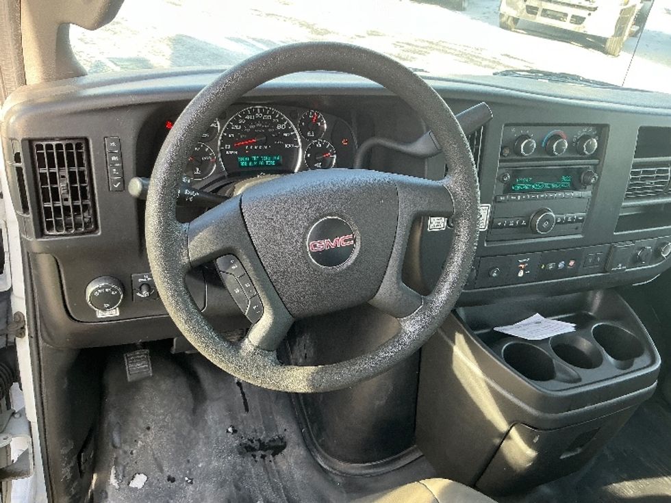 Light Duty Box Truck-Light and Medium Duty Trucks-GMC-2021-Savana G33503-East Chicago-IN-105,554\n\t\tmiles-$ 28,750 - Image 17