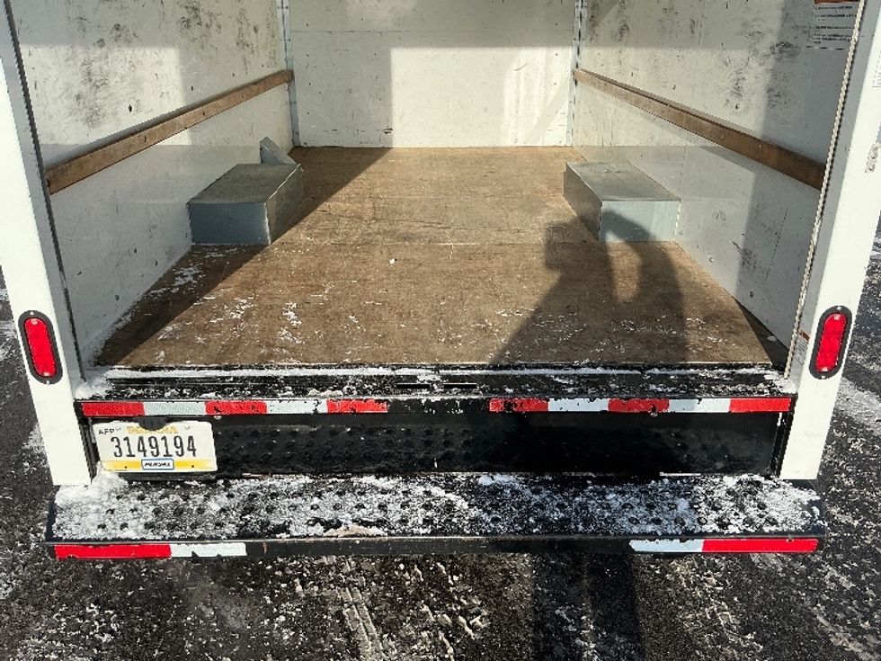 Light Duty Box Truck-Light and Medium Duty Trucks-GMC-2021-Savana G33503-East Chicago-IN-105,554\n\t\tmiles-$ 28,750 - Image 9