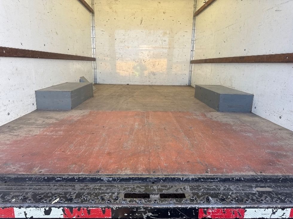 Light Duty Box Truck-Light and Medium Duty Trucks-GMC-2021-Savana G33503-El Paso-TX-105,502\n\t\tmiles-$ 27,250 - Image 8