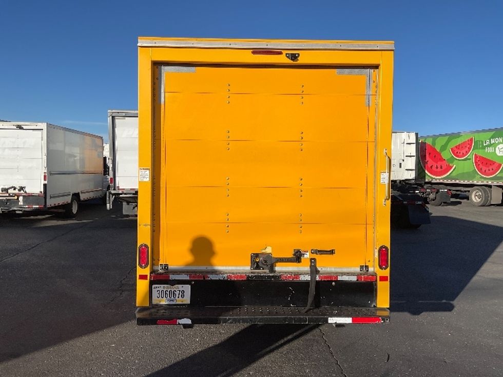 Light Duty Box Truck-Light and Medium Duty Trucks-GMC-2021-Savana G33503-El Paso-TX-105,551\n\t\tmiles-$ 27,250 - Image 6