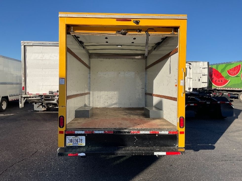 Light Duty Box Truck-Light and Medium Duty Trucks-GMC-2021-Savana G33503-El Paso-TX-105,551\n\t\tmiles-$ 27,250 - Image 7