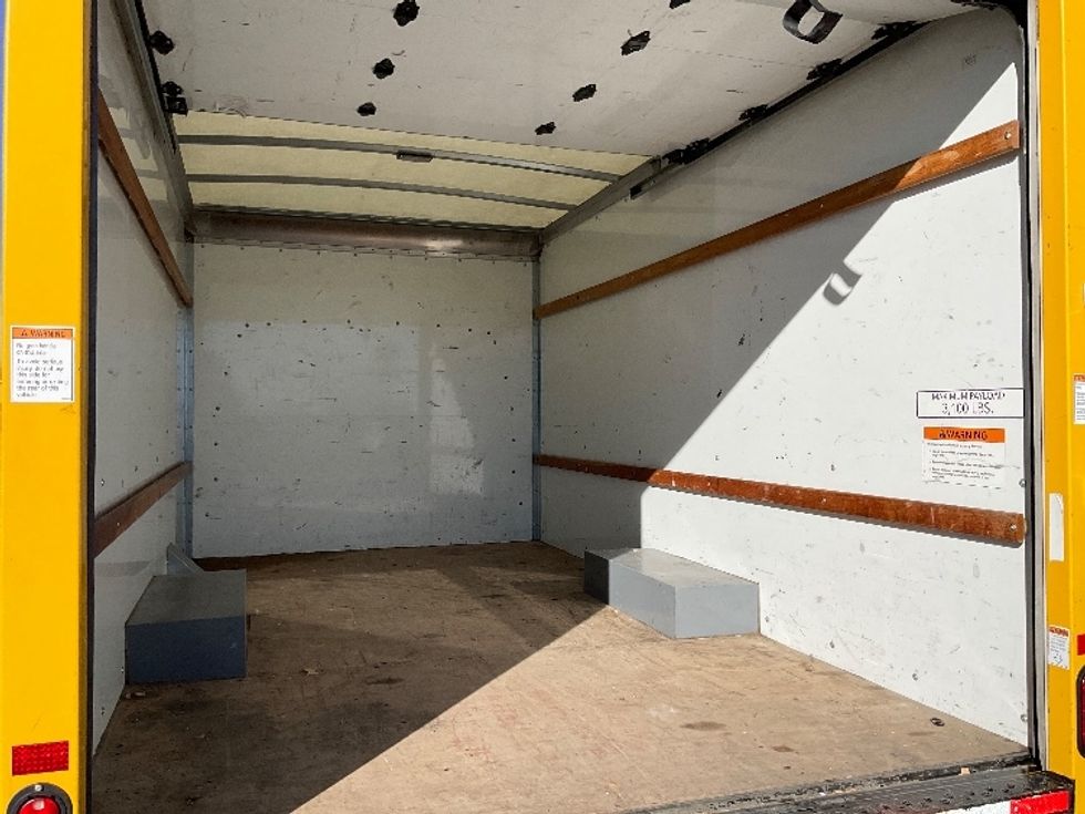 Light Duty Box Truck-Light and Medium Duty Trucks-GMC-2021-Savana G33503-El Paso-TX-109,543\n\t\tmiles-$ 26,750 - Image 10