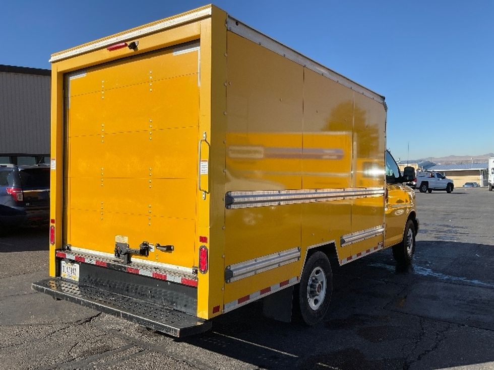 Light Duty Box Truck-Light and Medium Duty Trucks-GMC-2021-Savana G33503-El Paso-TX-109,543\n\t\tmiles-$ 26,750 - Image 11