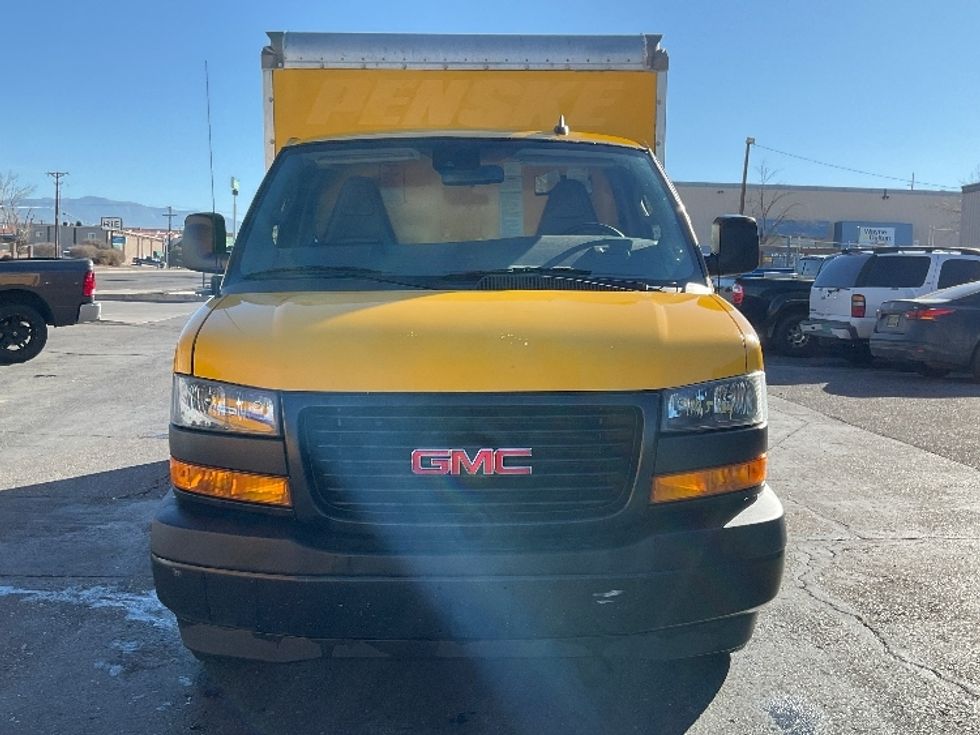 Light Duty Box Truck-Light and Medium Duty Trucks-GMC-2021-Savana G33503-El Paso-TX-109,543\n\t\tmiles-$ 26,750 - Image 2
