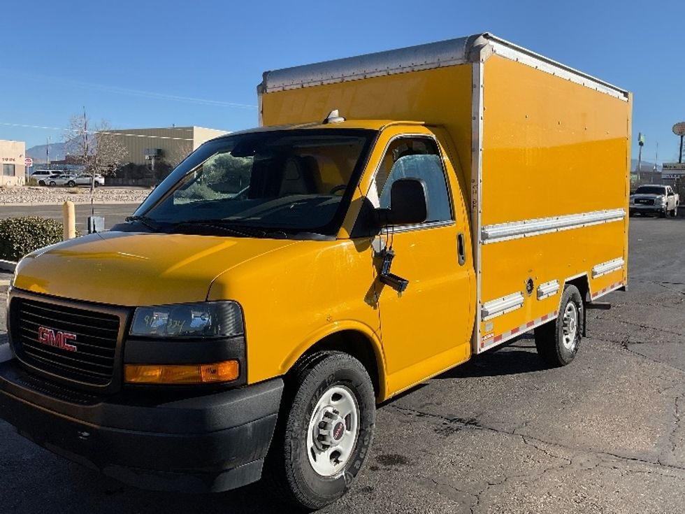 Light Duty Box Truck-Light and Medium Duty Trucks-GMC-2021-Savana G33503-El Paso-TX-109,543\n\t\tmiles-$ 26,750 - Image 3