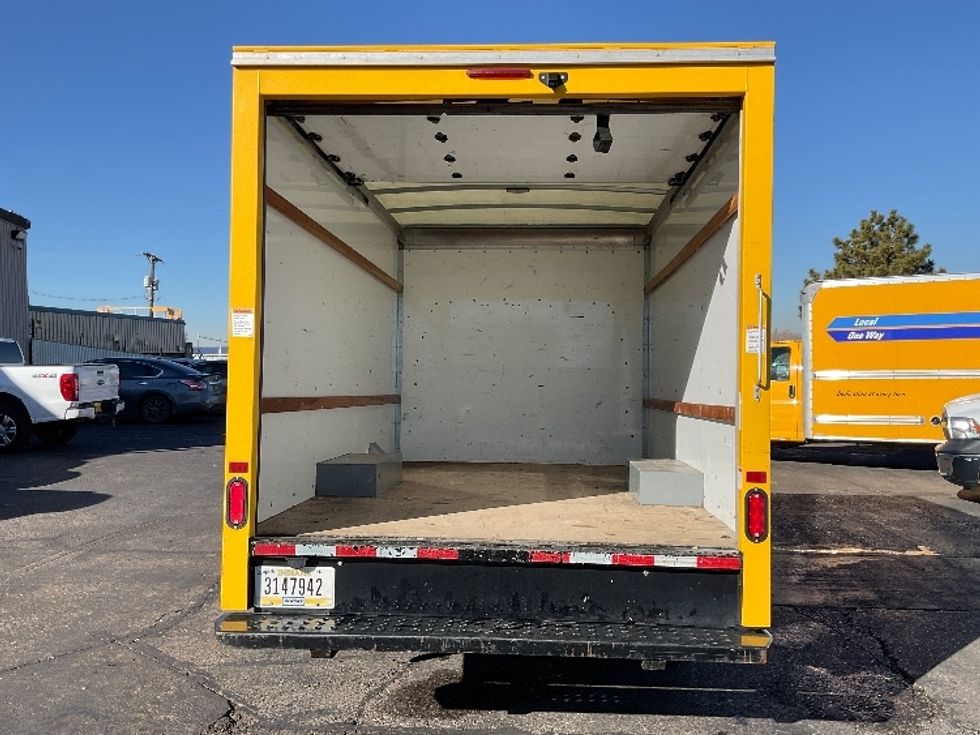 Light Duty Box Truck-Light and Medium Duty Trucks-GMC-2021-Savana G33503-El Paso-TX-109,543\n\t\tmiles-$ 26,750 - Image 7