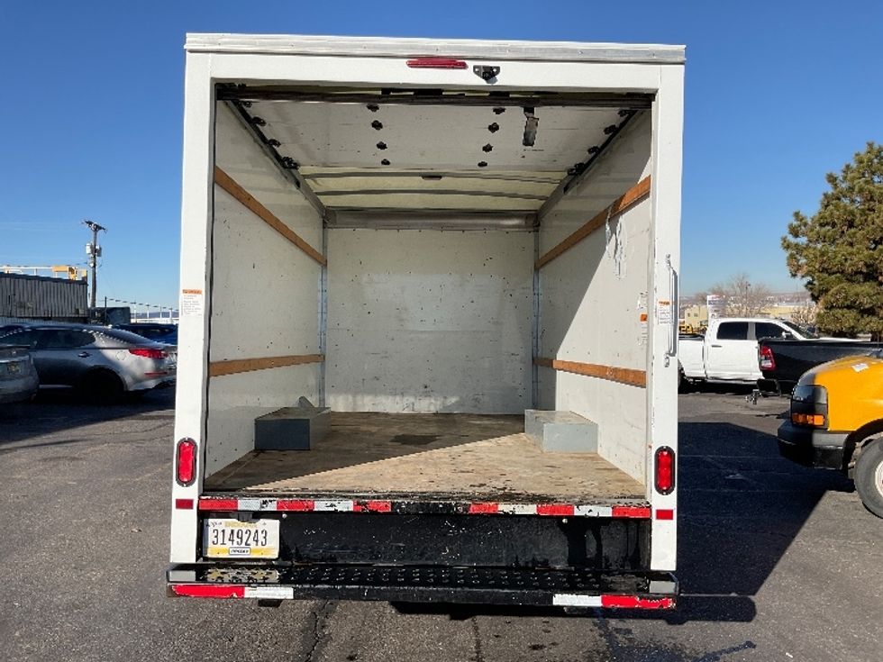 Light Duty Box Truck-Light and Medium Duty Trucks-GMC-2021-Savana G33503-El Paso-TX-111,326\n\t\tmiles-$ 29,000 - Image 7