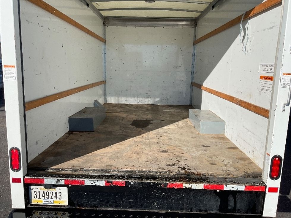 Light Duty Box Truck-Light and Medium Duty Trucks-GMC-2021-Savana G33503-El Paso-TX-111,326\n\t\tmiles-$ 29,000 - Image 8