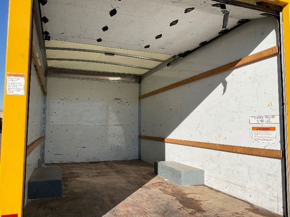 Light Duty Box Truck-Light and Medium Duty Trucks-GMC-2021-Savana G33503-El Paso-TX-114,089\n\t\tmiles-$ 26,250 - Image 10