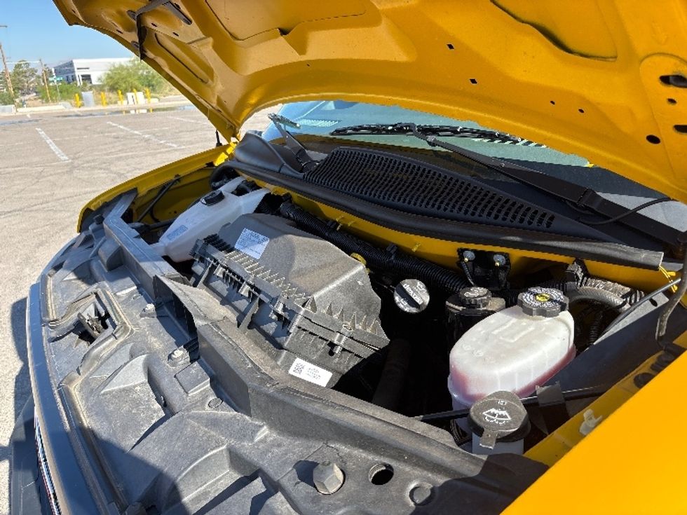 Light Duty Box Truck-Light and Medium Duty Trucks-GMC-2021-Savana G33503-El Paso-TX-114,834\n\t\tmiles-$ 25,000 - Image 22