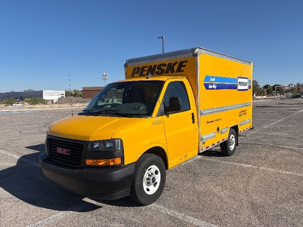 Light Duty Box Truck-Light and Medium Duty Trucks-GMC-2021-Savana G33503-El Paso-TX-114,834\n\t\tmiles-$ 25,000 - Image 3